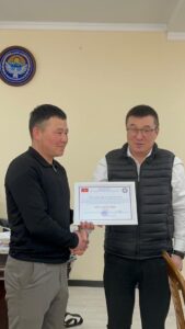 Аким наградил спортсменок, добившихся успеха